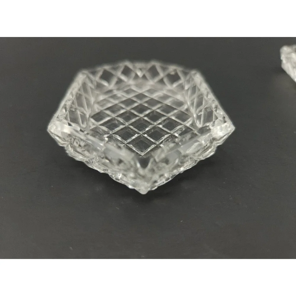 Vtg Set Of 4 Diamond Pattern Small Ashtrays Or Salt Cellars W/ Toothpick Holder‎